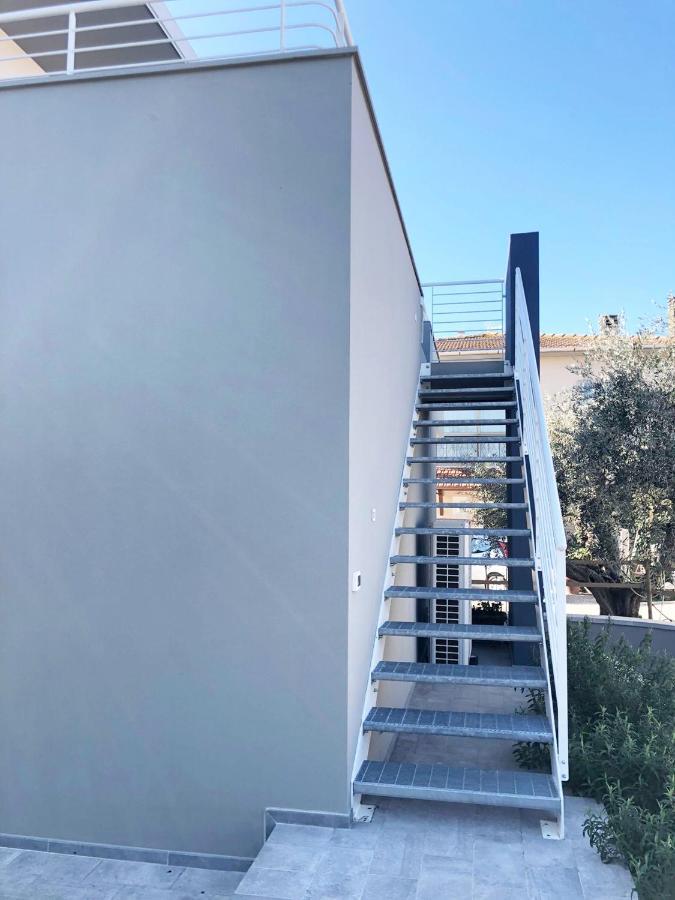 Appartamento Casa Ginevra Cecina  Esterno foto