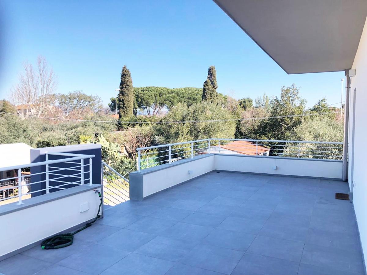 Appartamento Casa Ginevra Cecina  Esterno foto